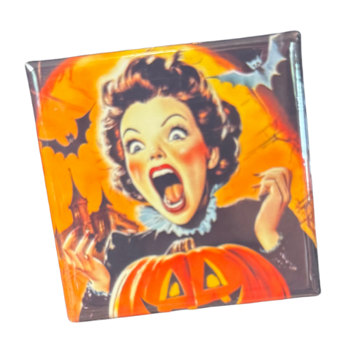 Screaming Vintage Ladies Magnet Betty
